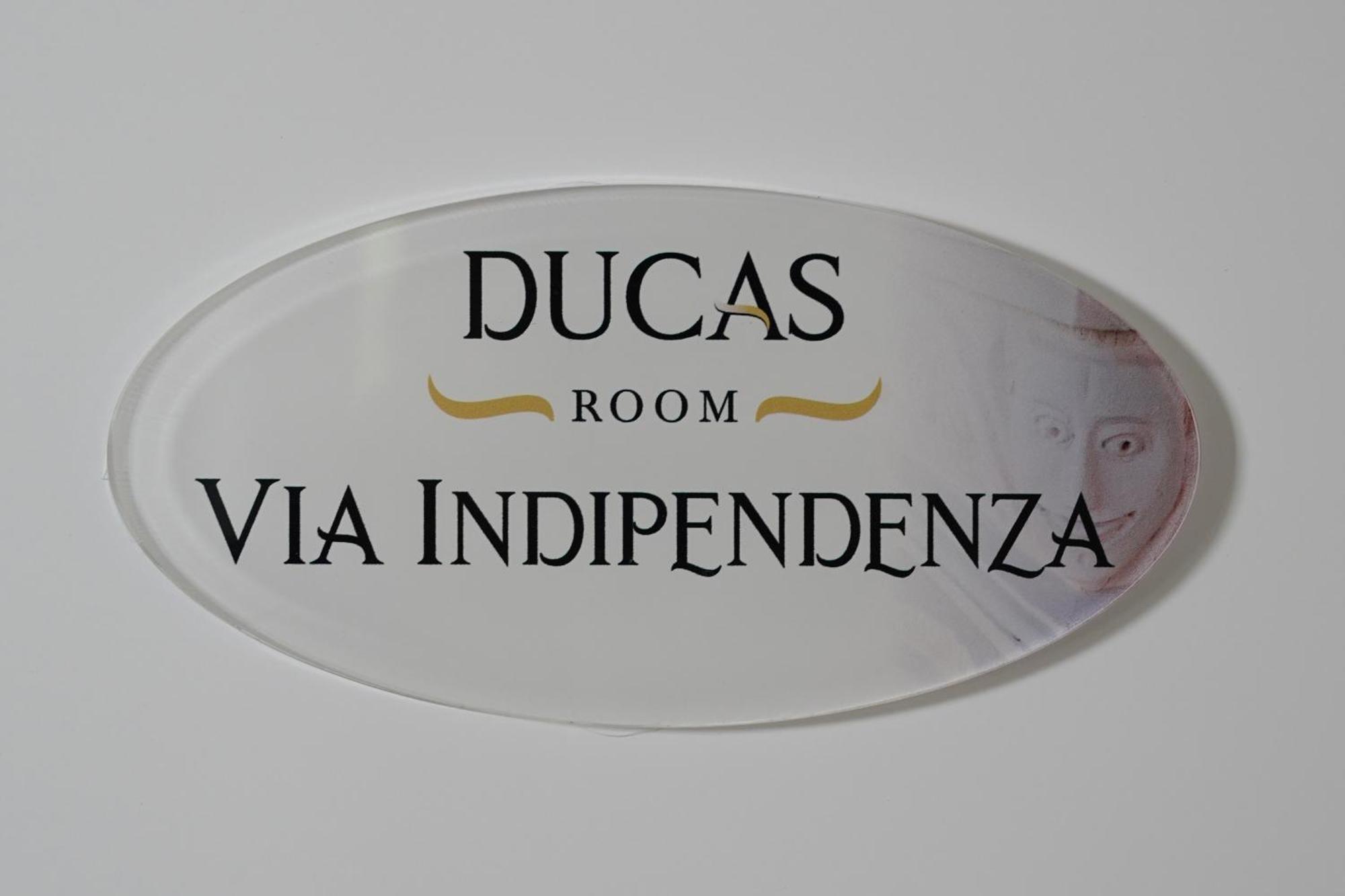 Ducas Rooms And Suite Ласкарі Екстер'єр фото