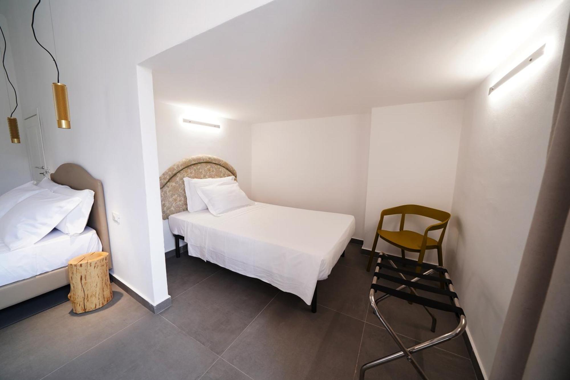 Ducas Rooms And Suite Ласкарі Екстер'єр фото