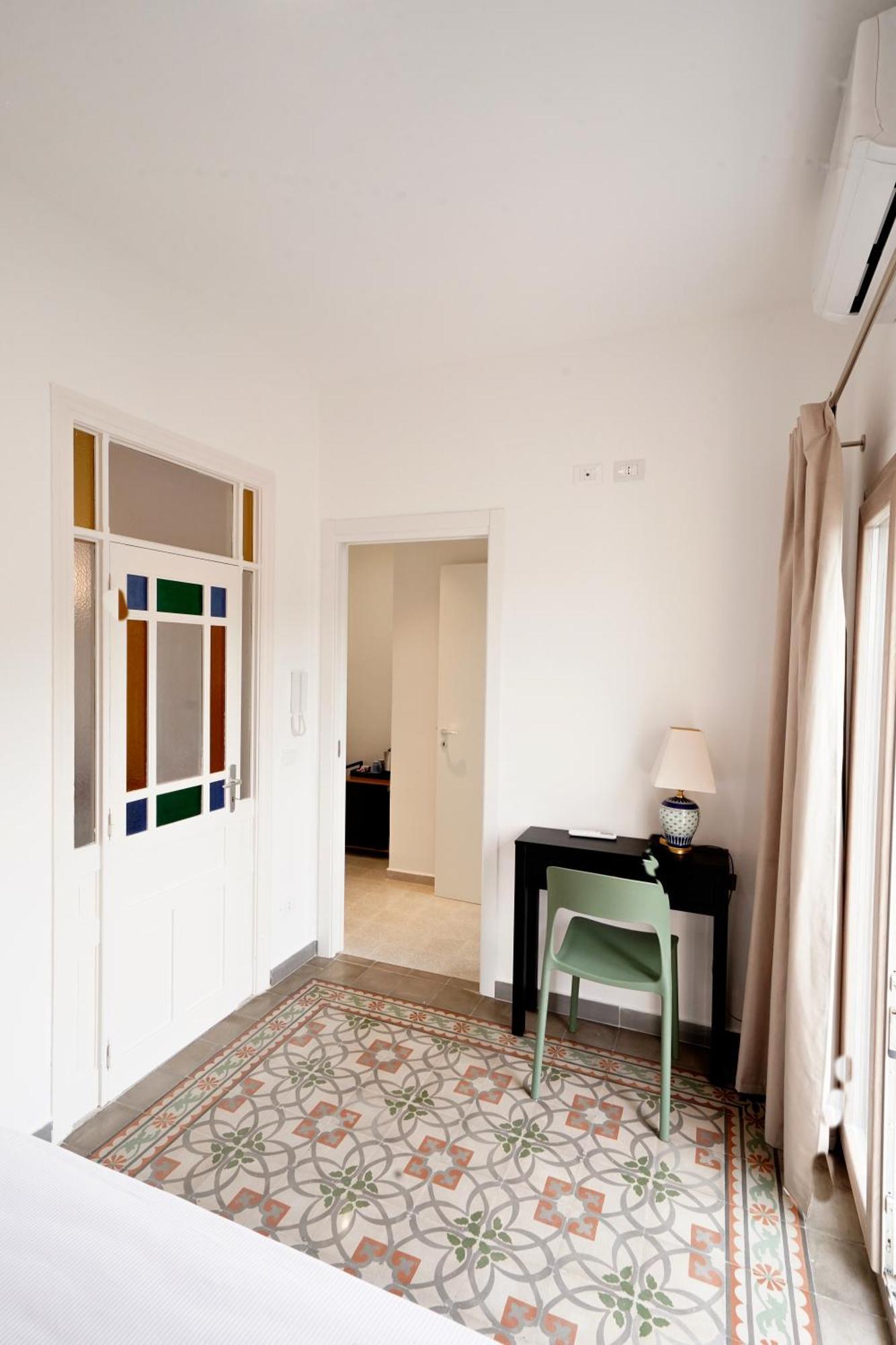 Ducas Rooms And Suite Ласкарі Екстер'єр фото