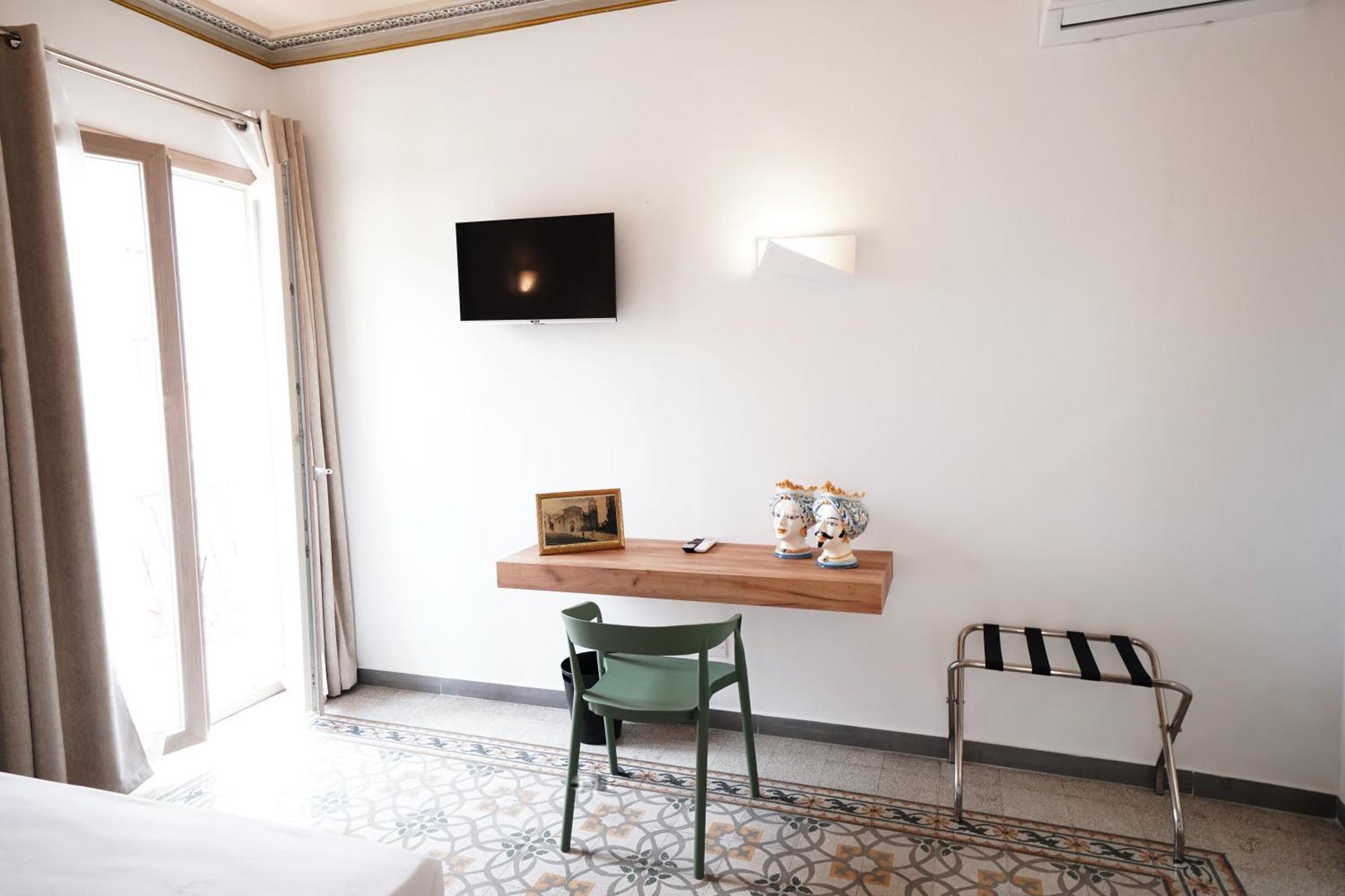 Ducas Rooms And Suite Ласкарі Екстер'єр фото